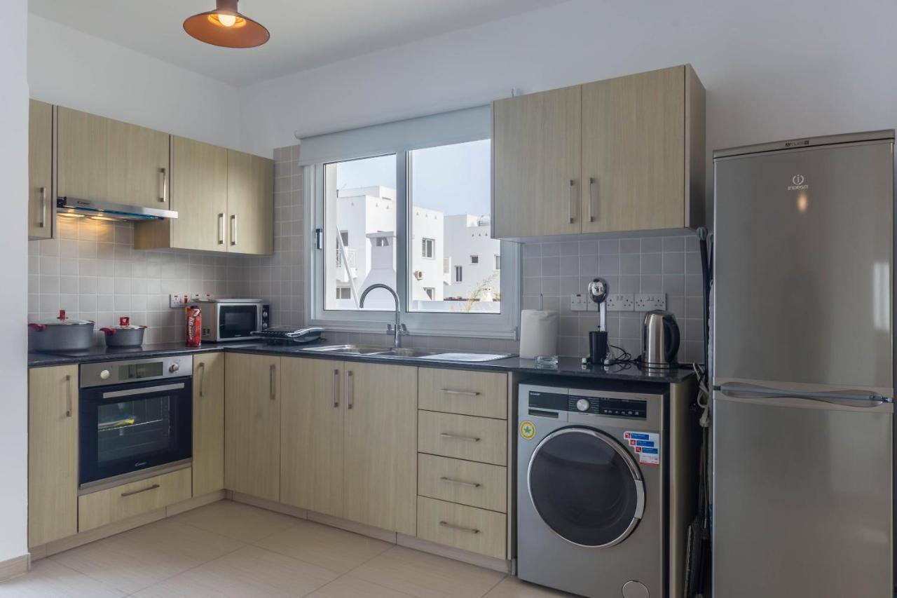 Nissini Villas 2 アヤナパ エクステリア 写真
