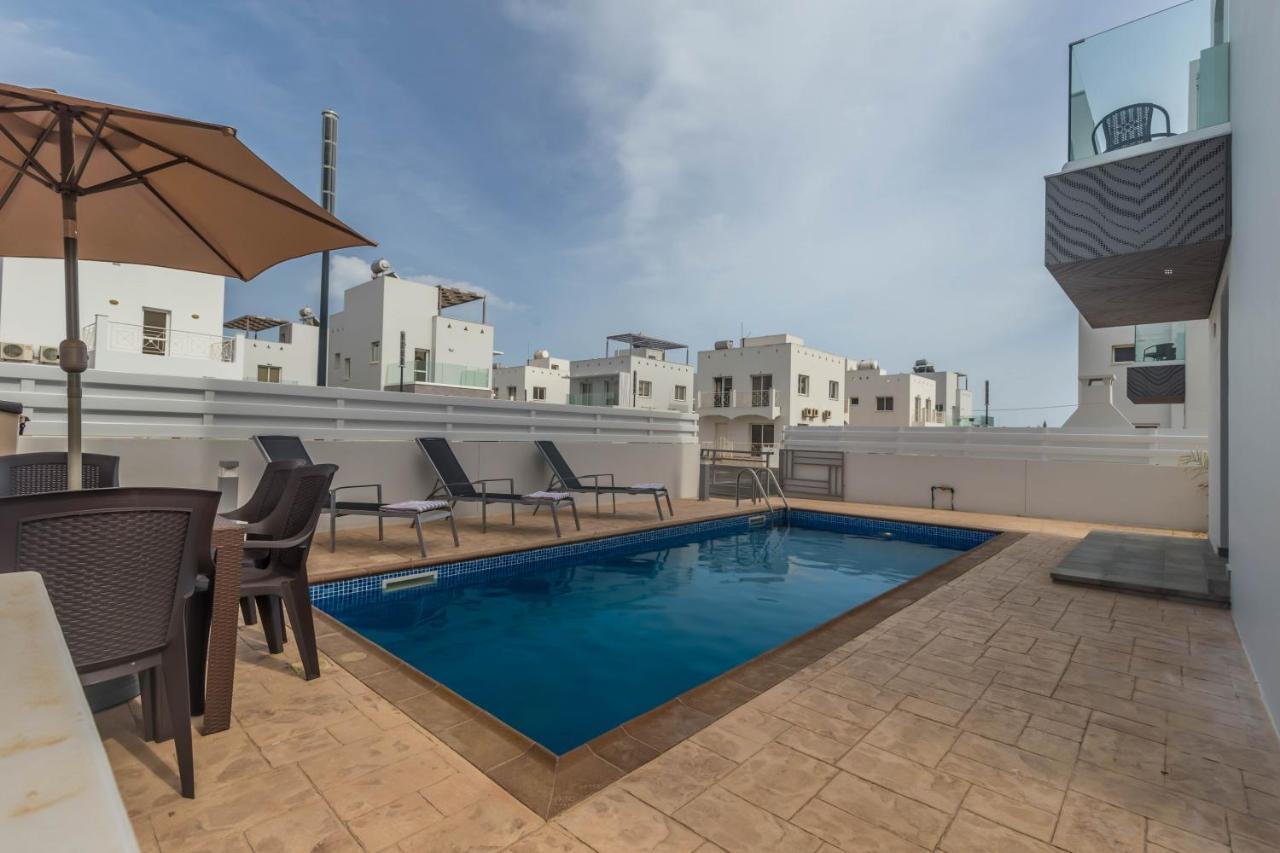 Nissini Villas 2 アヤナパ エクステリア 写真